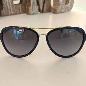 Oakley Aviator Sunglasses